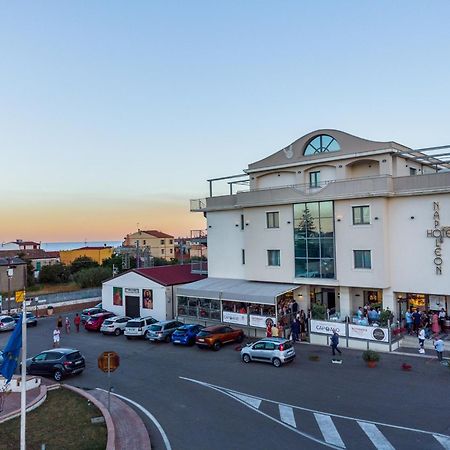 Hotel Napoleon Torre Melissa Kültér fotó