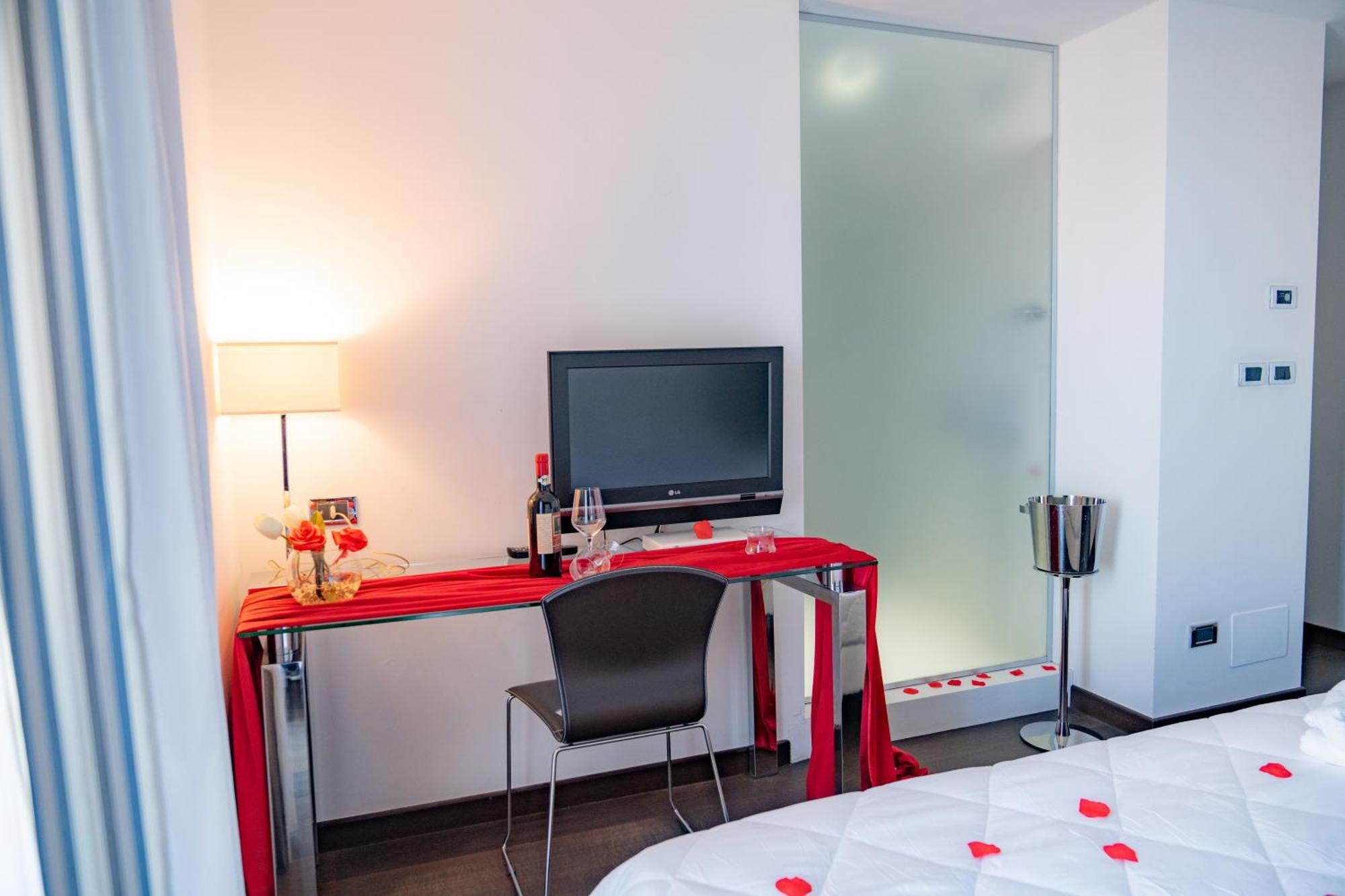 Hotel Napoleon Torre Melissa Kültér fotó