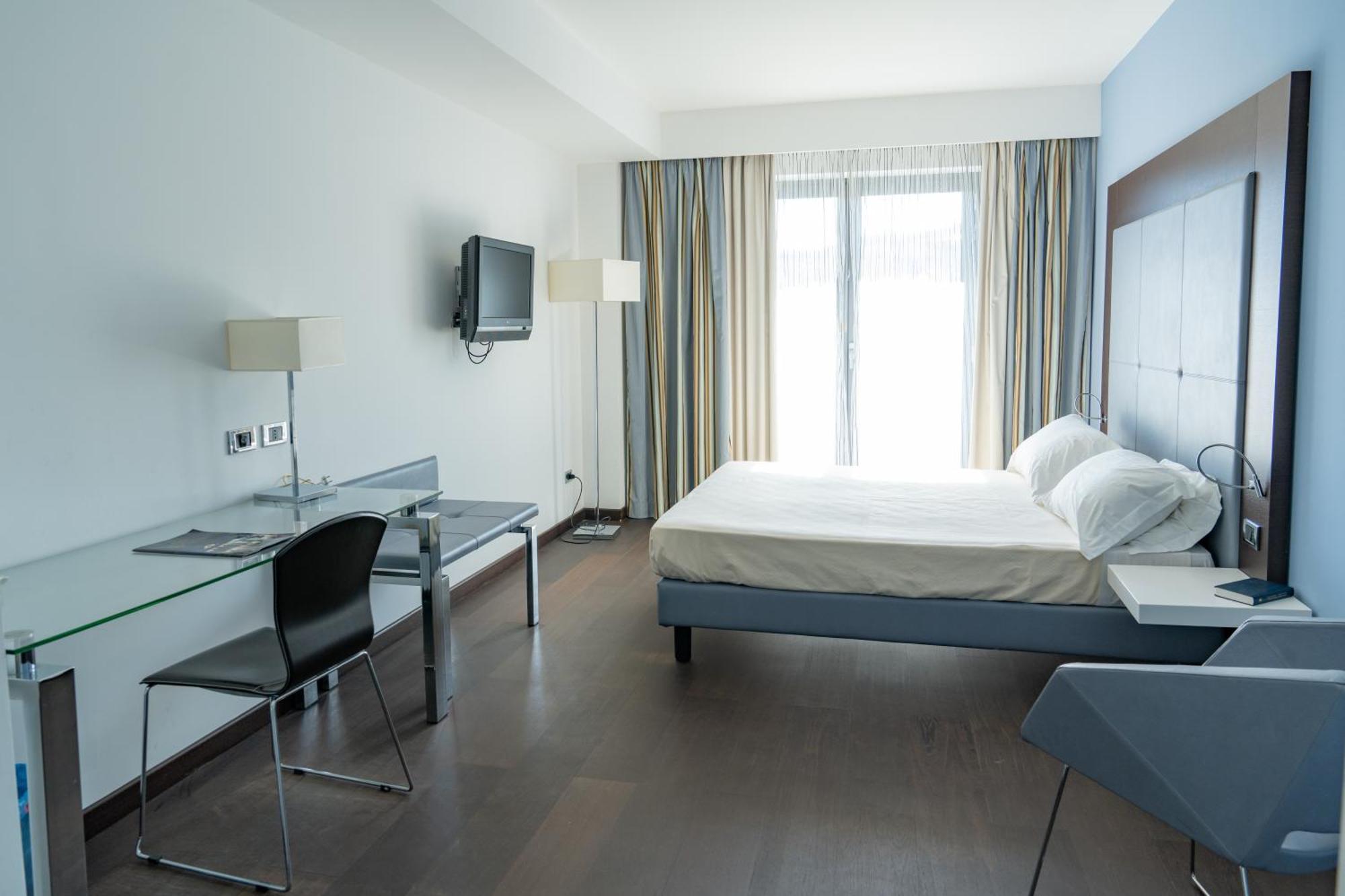 Hotel Napoleon Torre Melissa Kültér fotó