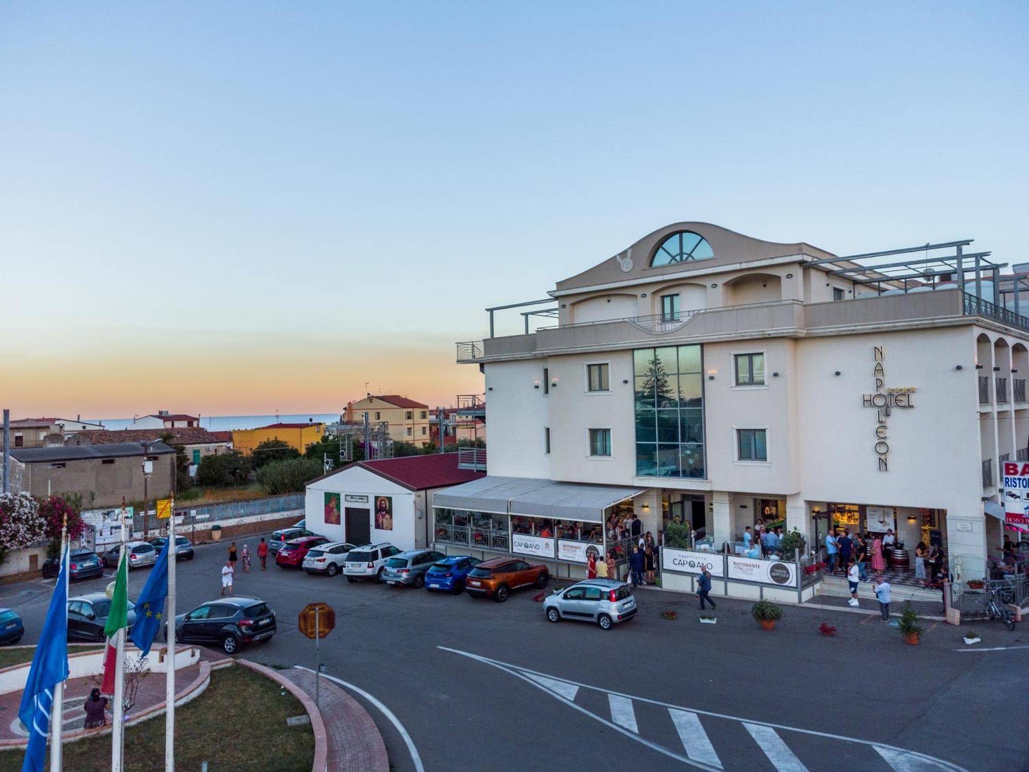 Hotel Napoleon Torre Melissa Kültér fotó