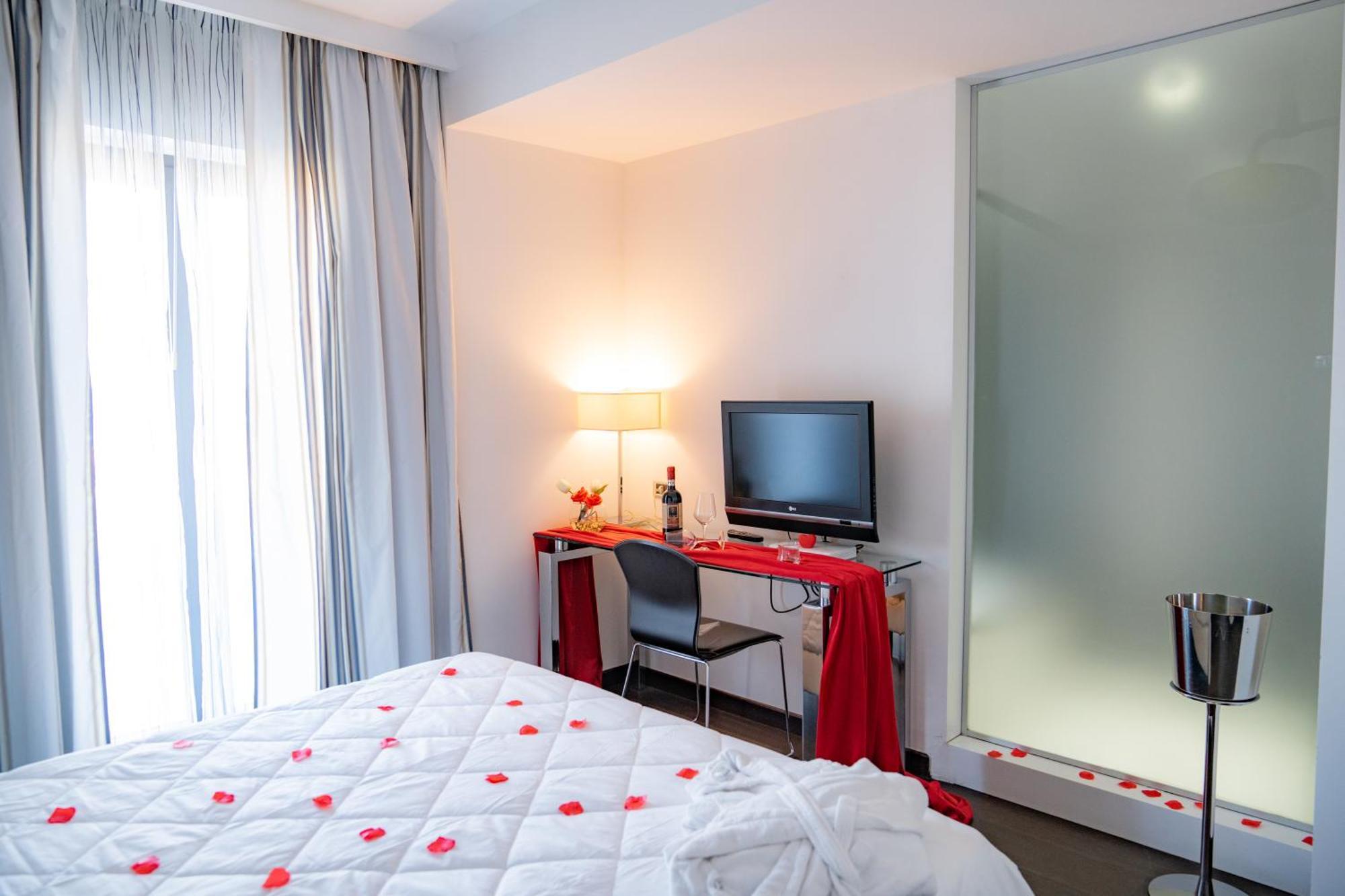 Hotel Napoleon Torre Melissa Kültér fotó